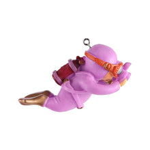 Load image into Gallery viewer, Resin Frogman Aquarium Ornament